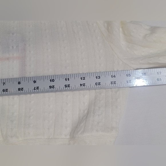 Band of the Free by Band of Gypsies Raquel Ivory Ribbed Knit Sweater Size Small - Picture 8 of 10